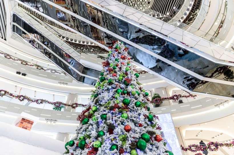 圣诞节可爱圣诞树装束图片