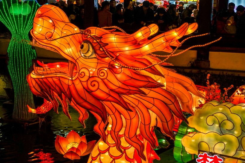 春节喜庆灯会图片