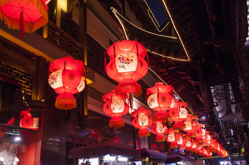 民族韵味浓厚的灯会图片