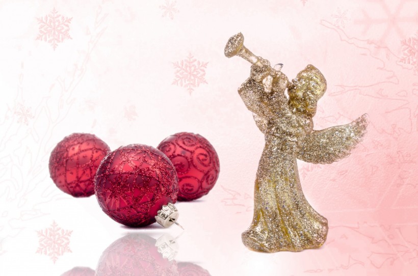 红色圣诞彩球图片