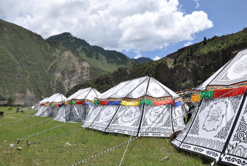 藏区耍坝子节日图片