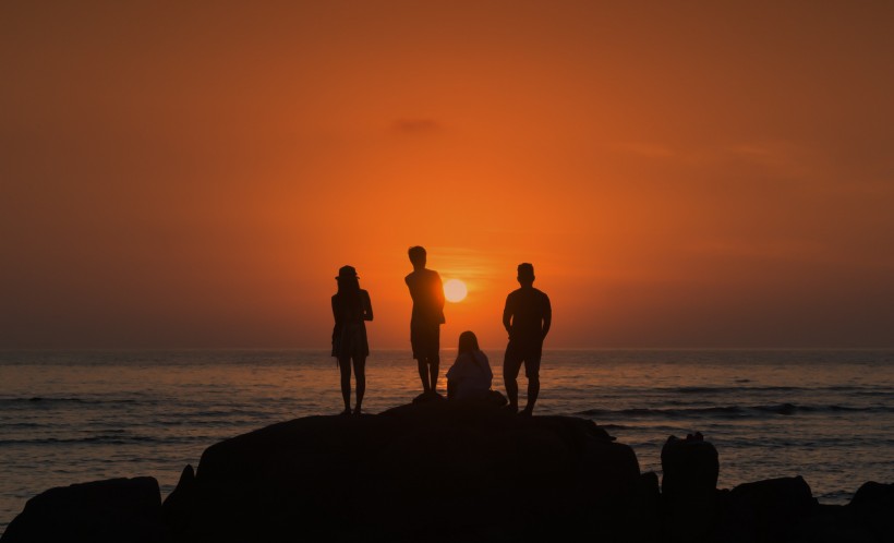 人物的剪影图片