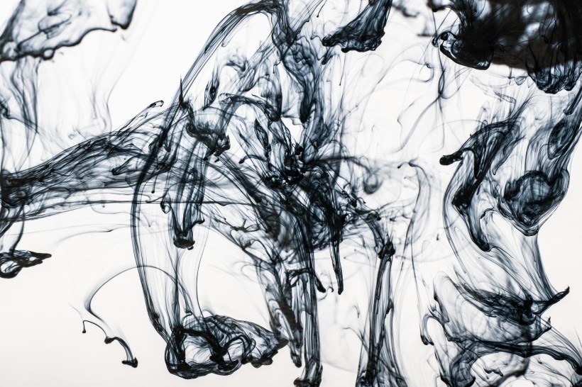 黑色水墨背景图片