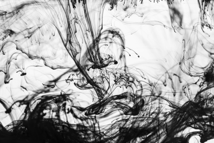 黑色水墨背景图片