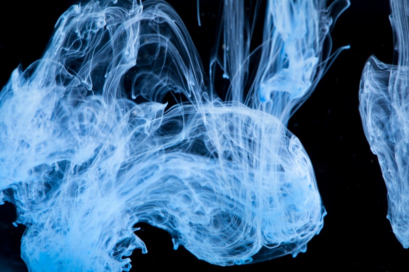 蓝色色彩流动背景图片