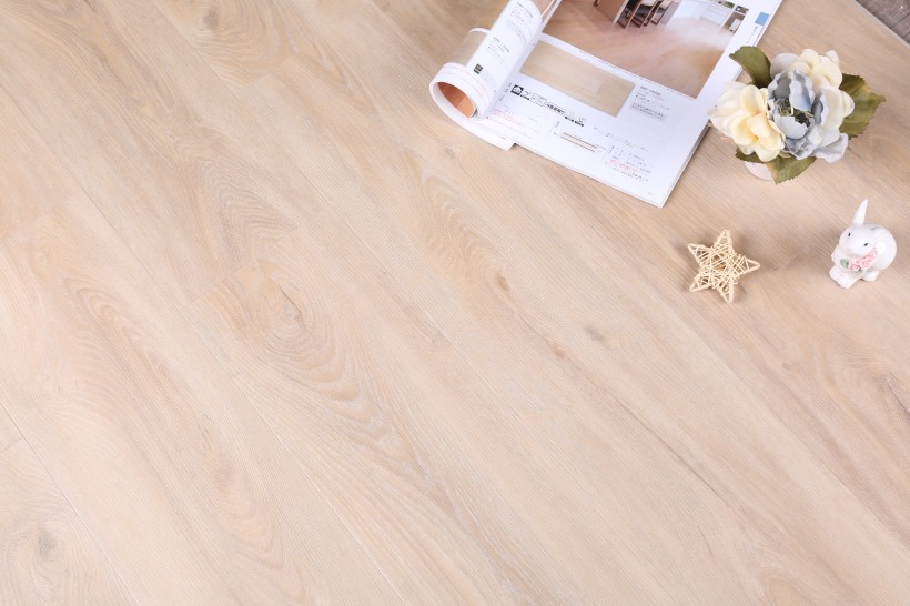 淡雅的地板背景图片