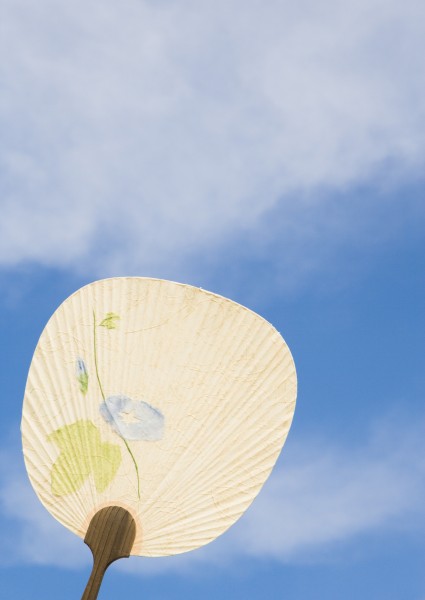 夏日清新素材游泳圈遮阳伞图片