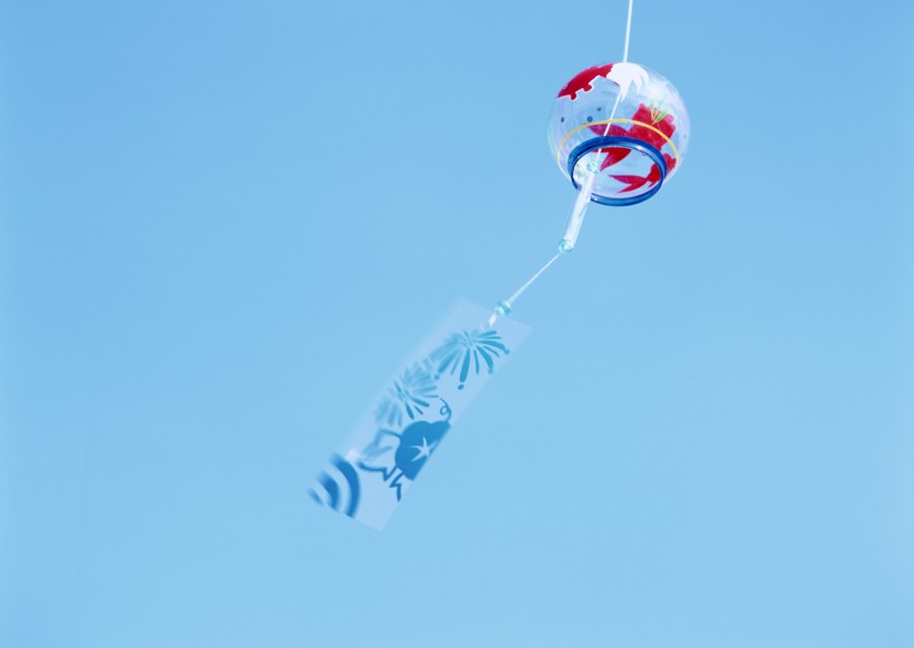 夏日清新素材游泳圈遮阳伞图片