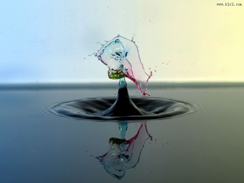 各种颜色水滴的倒影图片大全