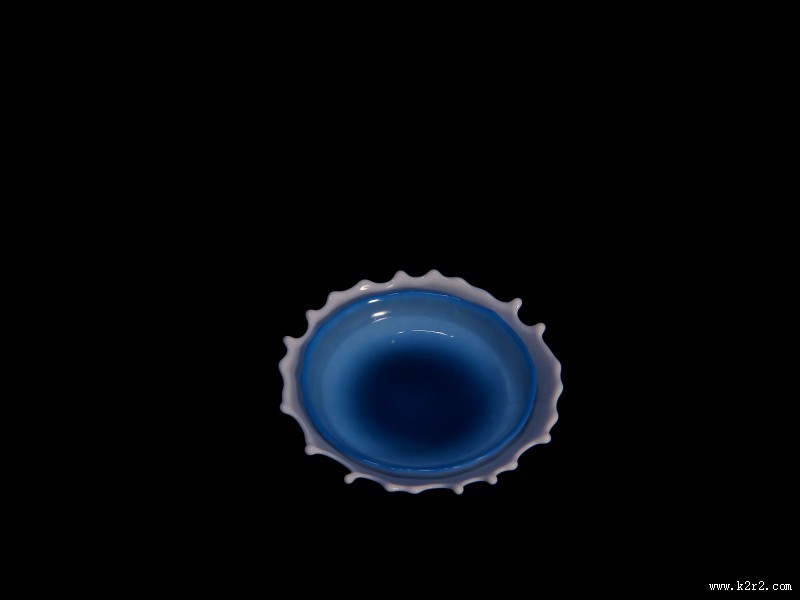 碟子形状的水滴图片