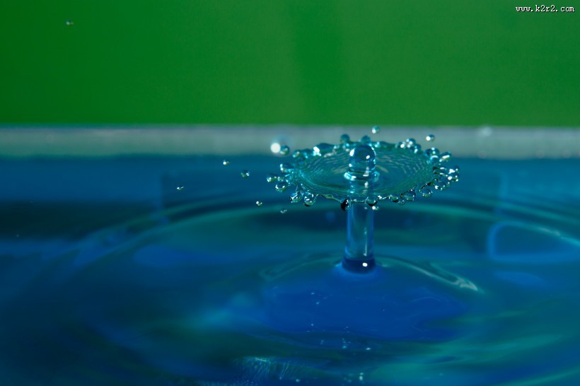 溅起的水滴图片大全