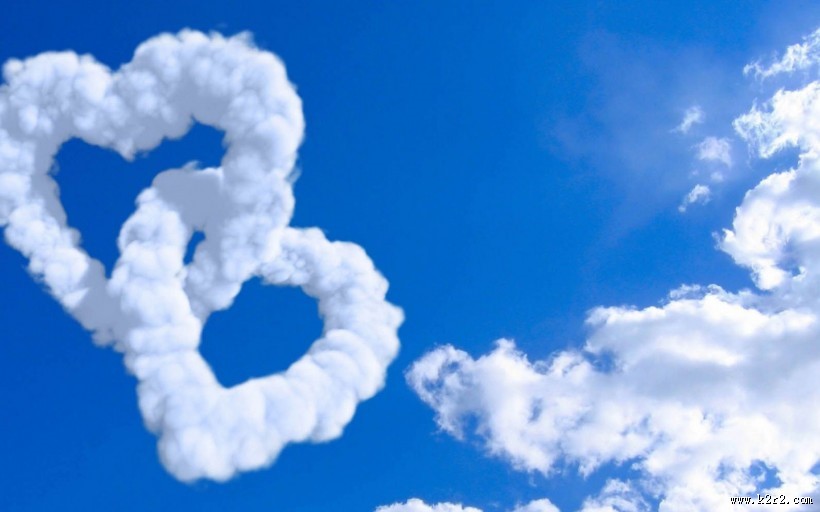 心形云朵图片