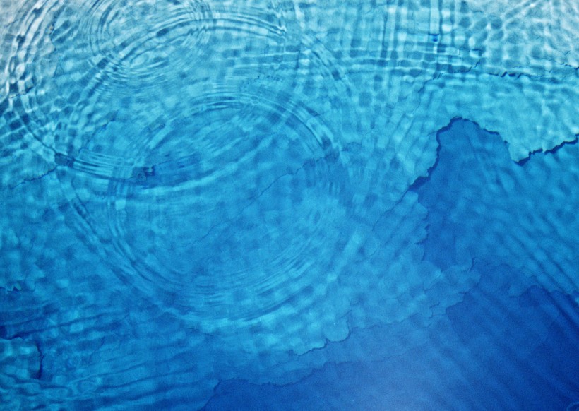 湖面水波纹图片