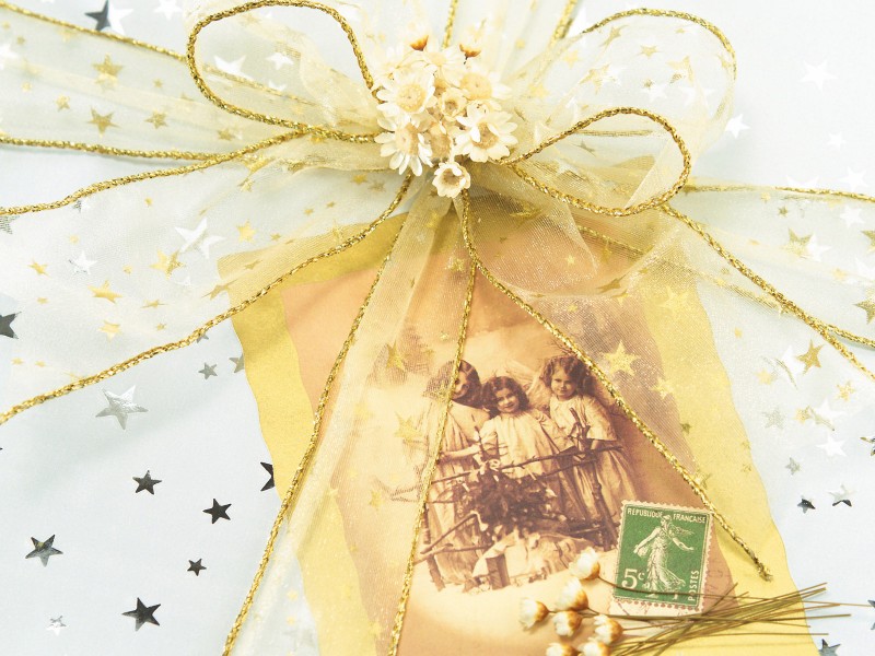 礼品包装彩带蝴蝶结图片素材