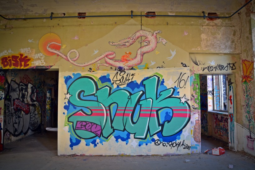 墙上个性的涂鸦图片大全