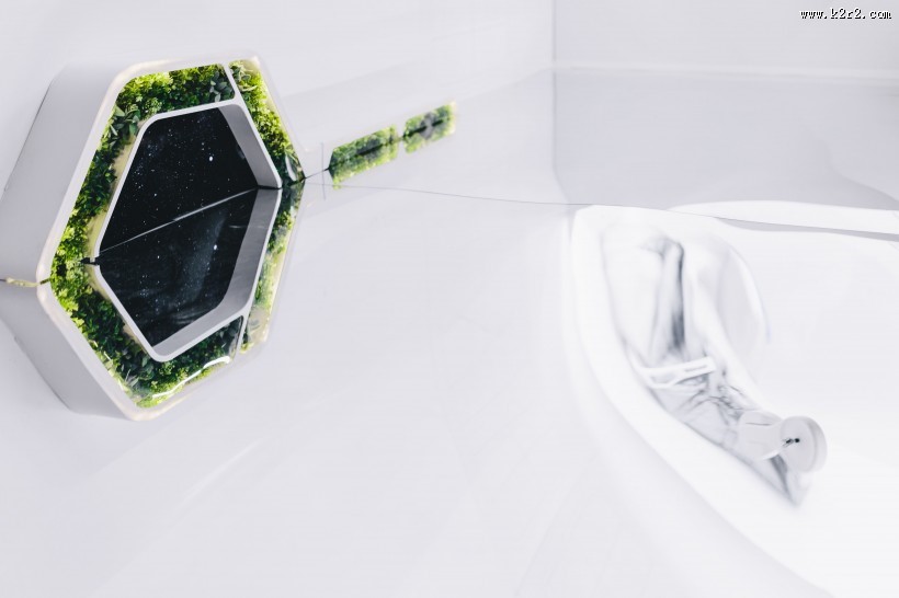 太空舱模型的展览图片