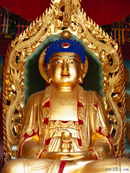 金光闪闪的佛像图片