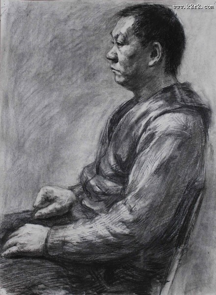 逼真人物素描图片