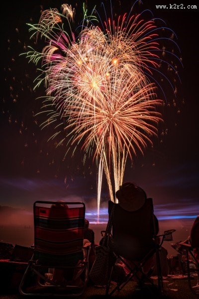 绚丽多彩的烟花图片