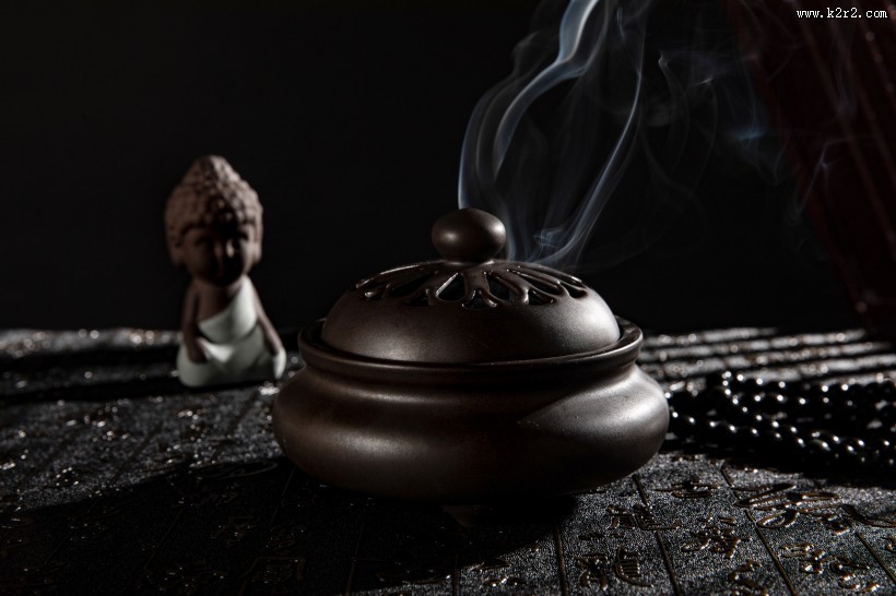 禅意十足古人焚香香炉图片