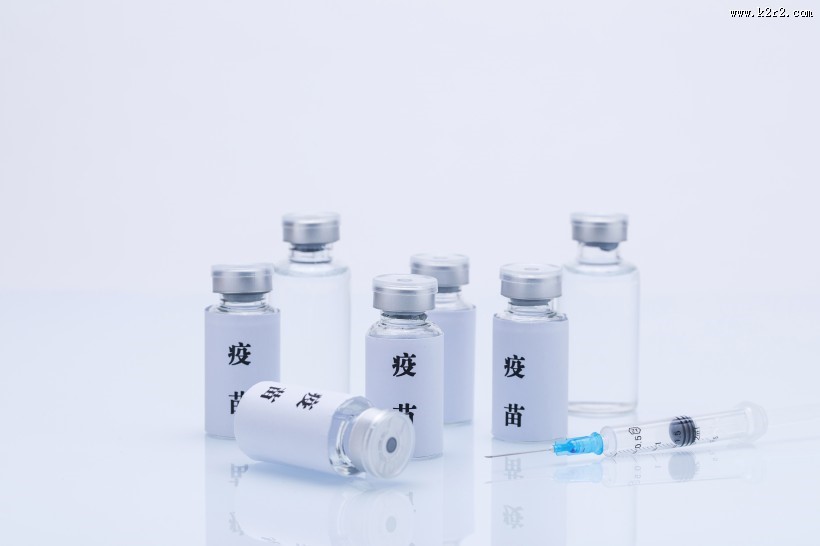 白色疫苗瓶子图片