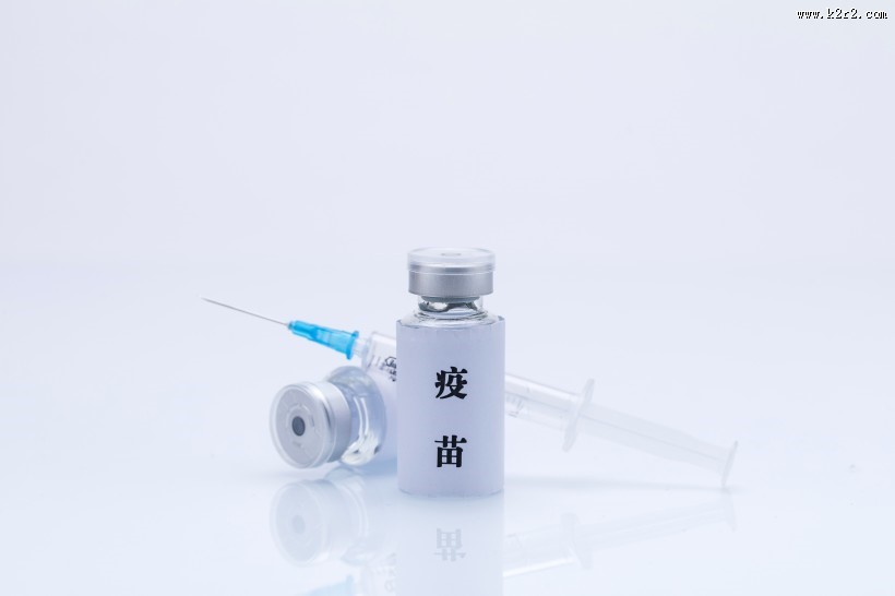 白色疫苗瓶子图片