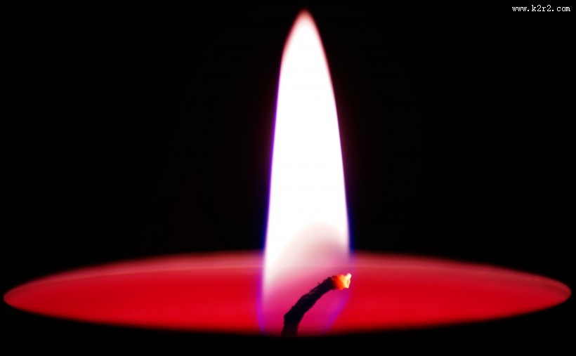 明亮的烛光图片大全