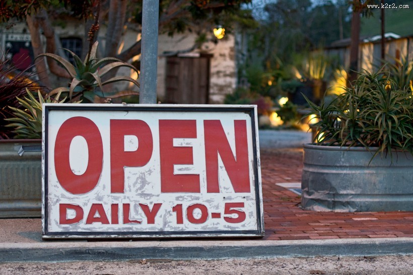 开业的英文标志图片