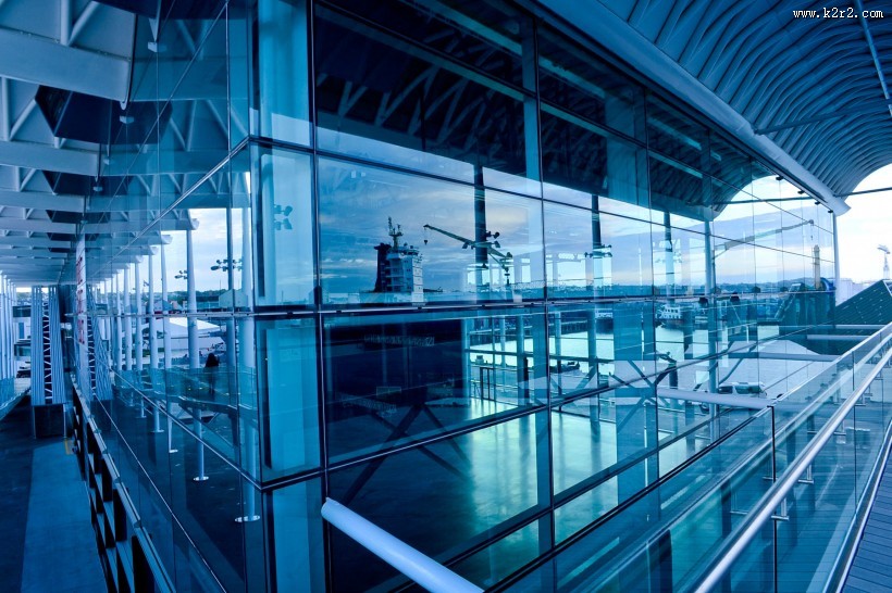 庞大的工厂图片