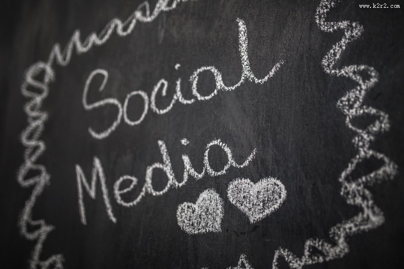 写在黑板上的粉笔字图片