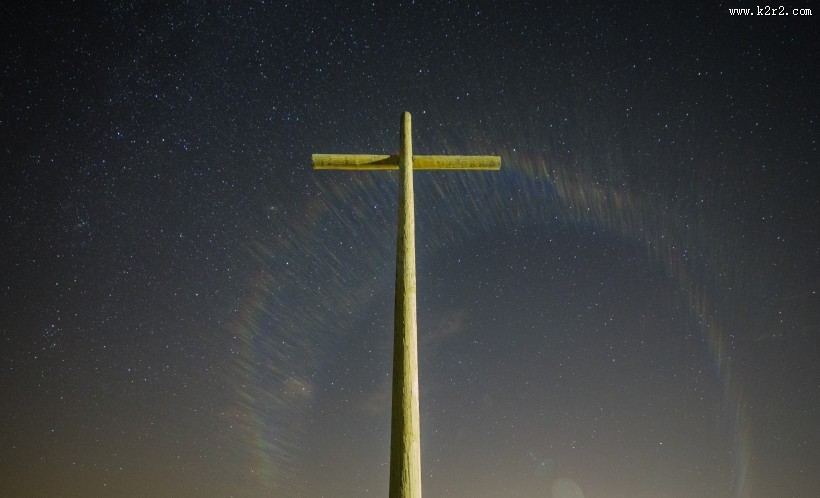 富有宗教气息的十字架图片