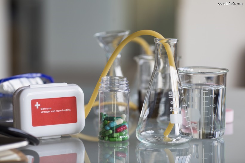 医用急救包烧杯试管图片