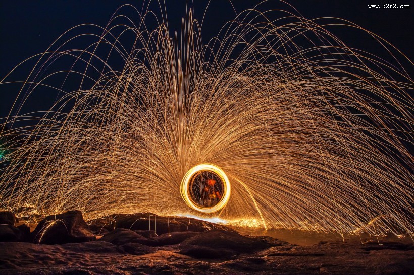 炫酷的打树花高清图片