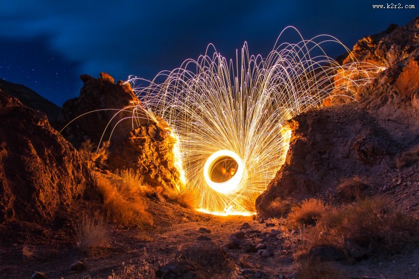 炫酷的打树花高清图片