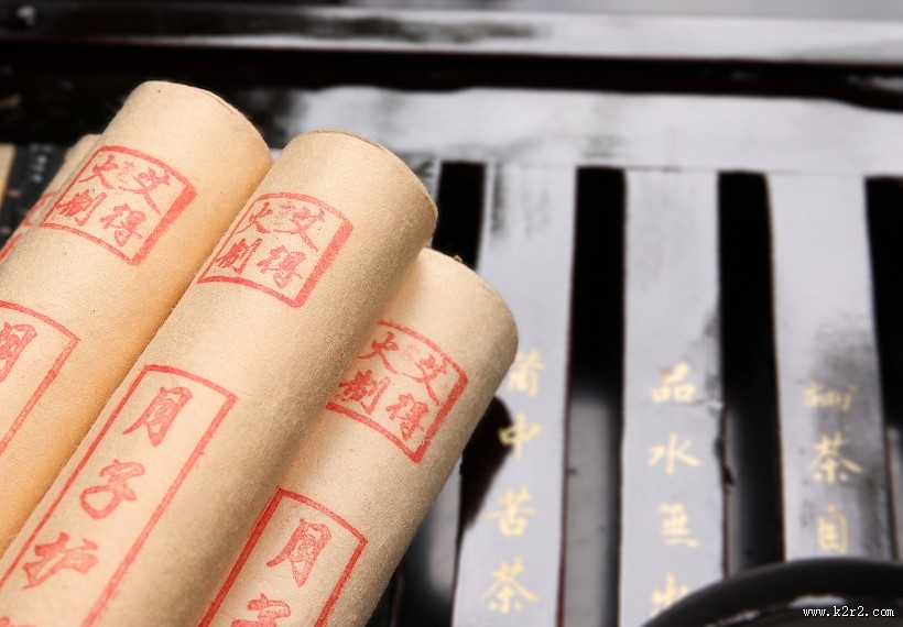 养生艾草熏香图片