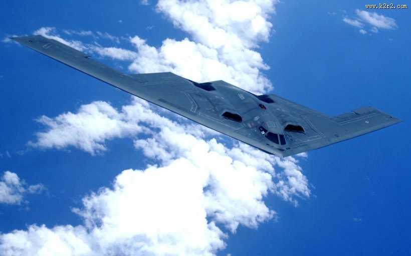 B-2隐形轰炸机图片