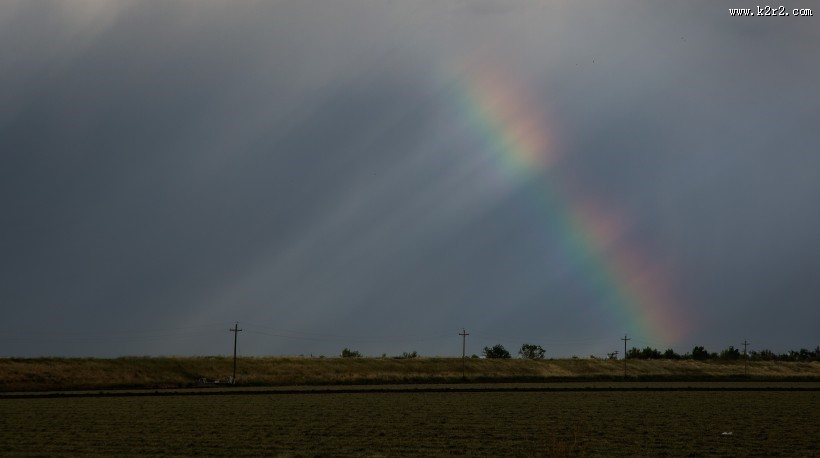 美丽七色的彩虹图片