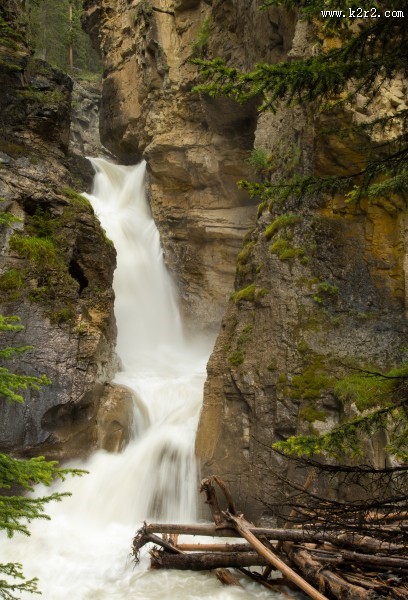 秀丽的小瀑布图片大全