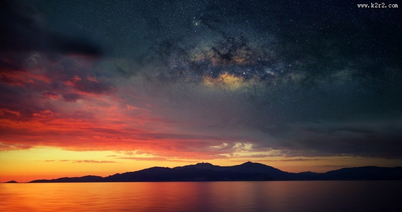 遥不可及的闪亮的星空图片