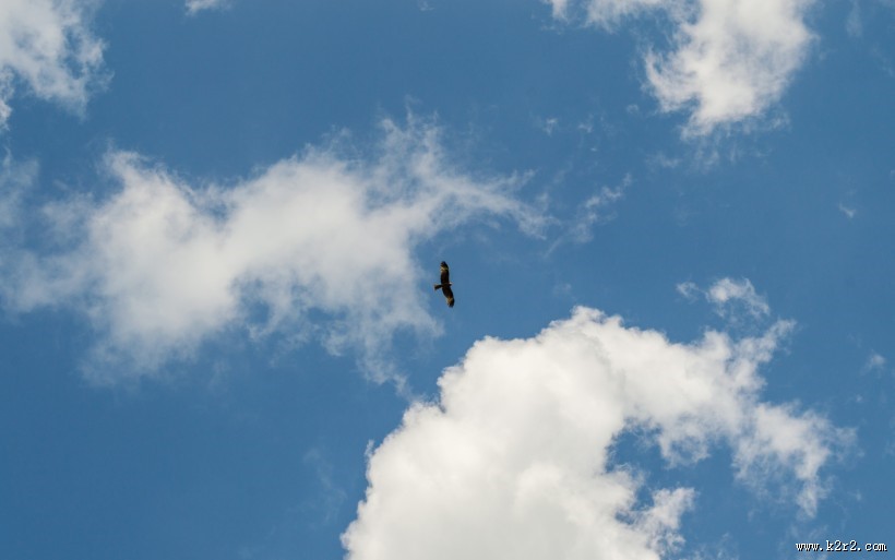 明朗的蓝天白云图片