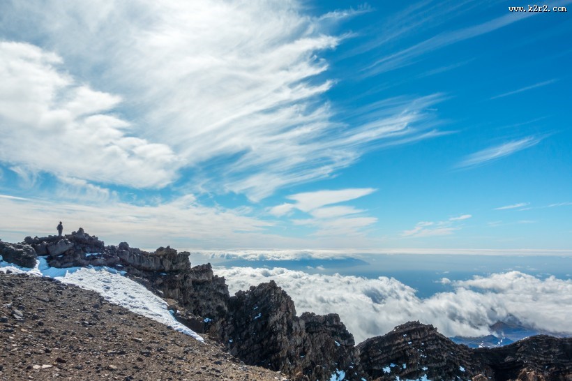 高山远足风景图片