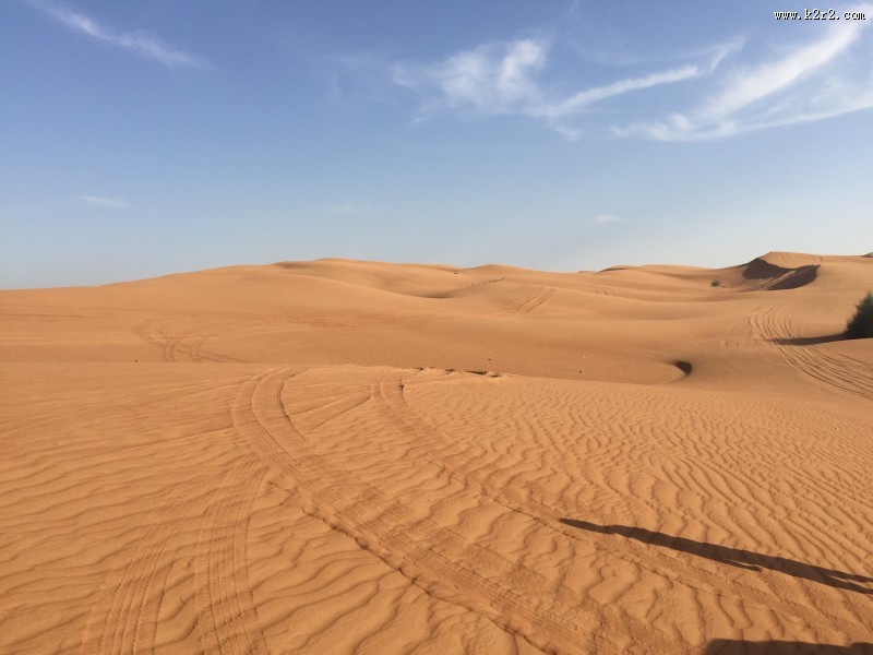 干旱的沙漠图片