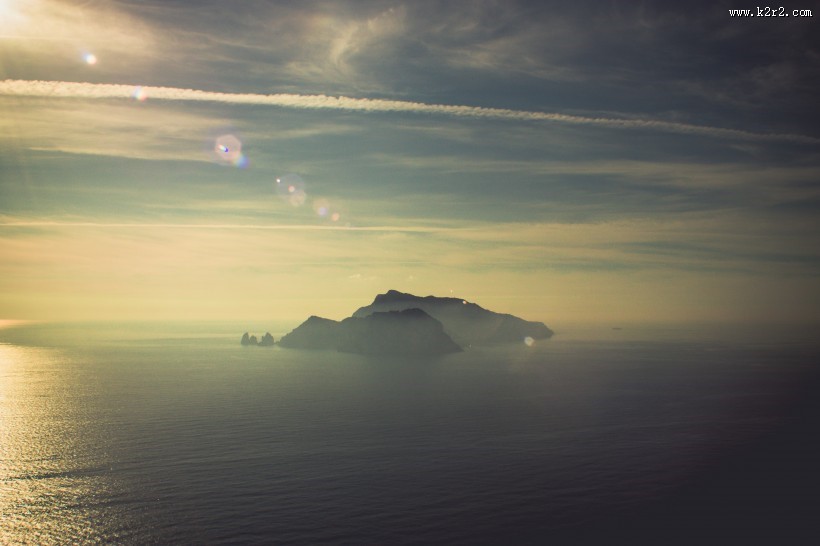 水中的小岛图片