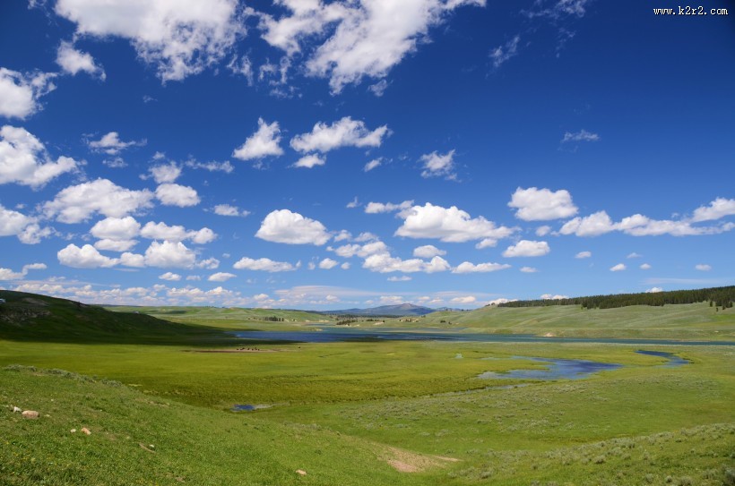 蓝天白云草原图片