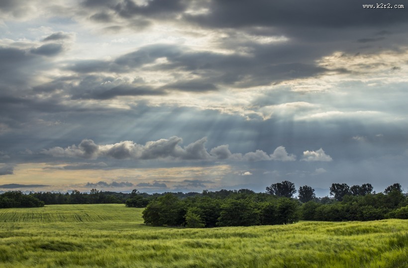 蓝天白云草原图片