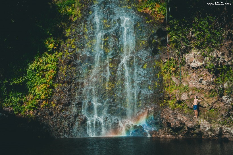 秀丽的瀑布图片大全