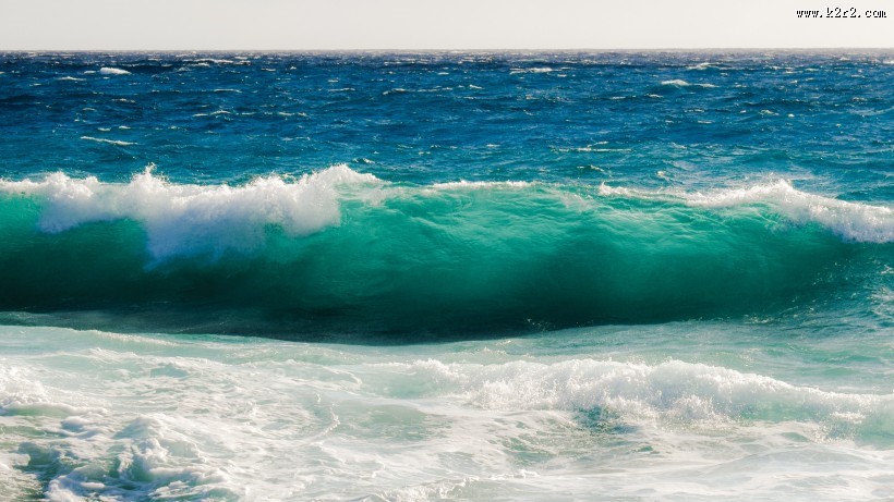 蔚蓝的大海图片