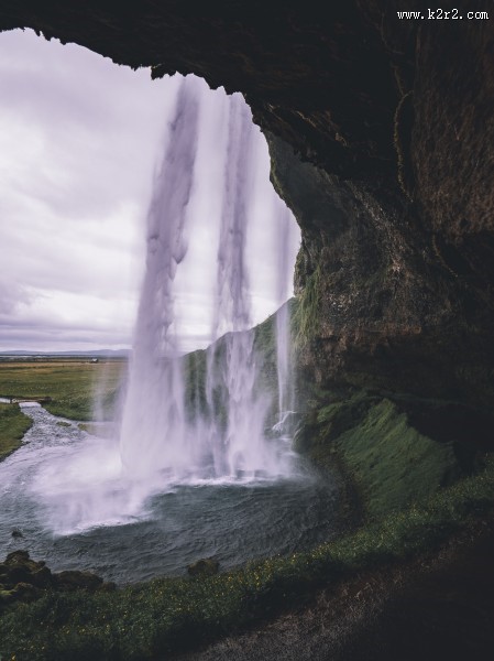 美丽壮观的瀑布图片