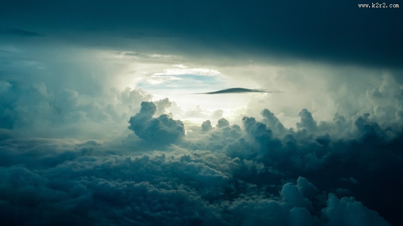 浓厚的云层图片