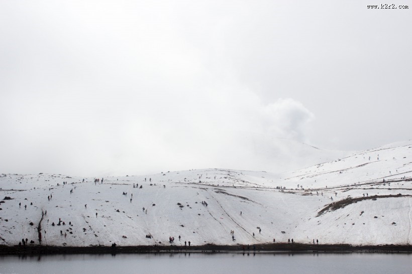 白雪皑皑的美景图片大全